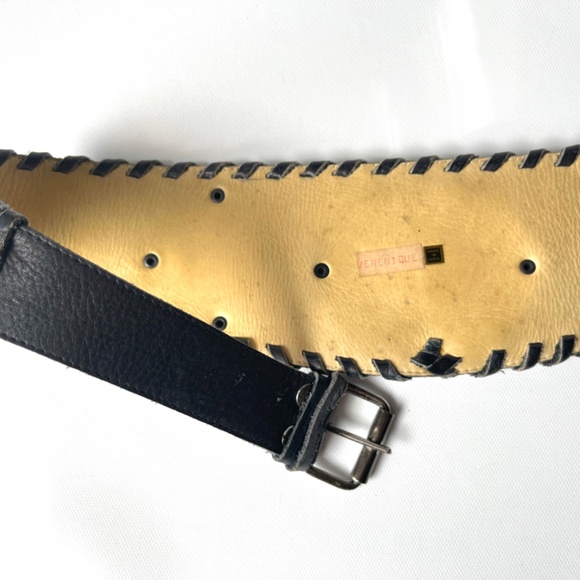 Vintage 80s Julia DePeralta Cowhide Leather Belt Cabochon Gemstone Spain OOAK Vintage 80s Julia DePeralta Cowhide Leather Belt Cabochon  main image 2